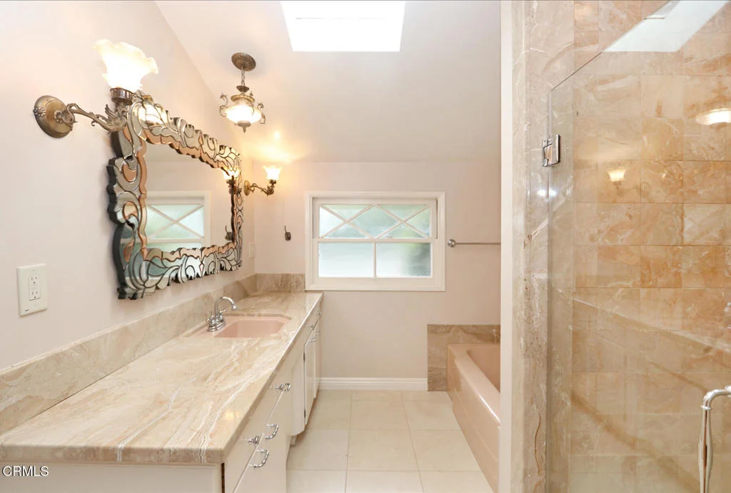 Photo of 504 Mesa Circle