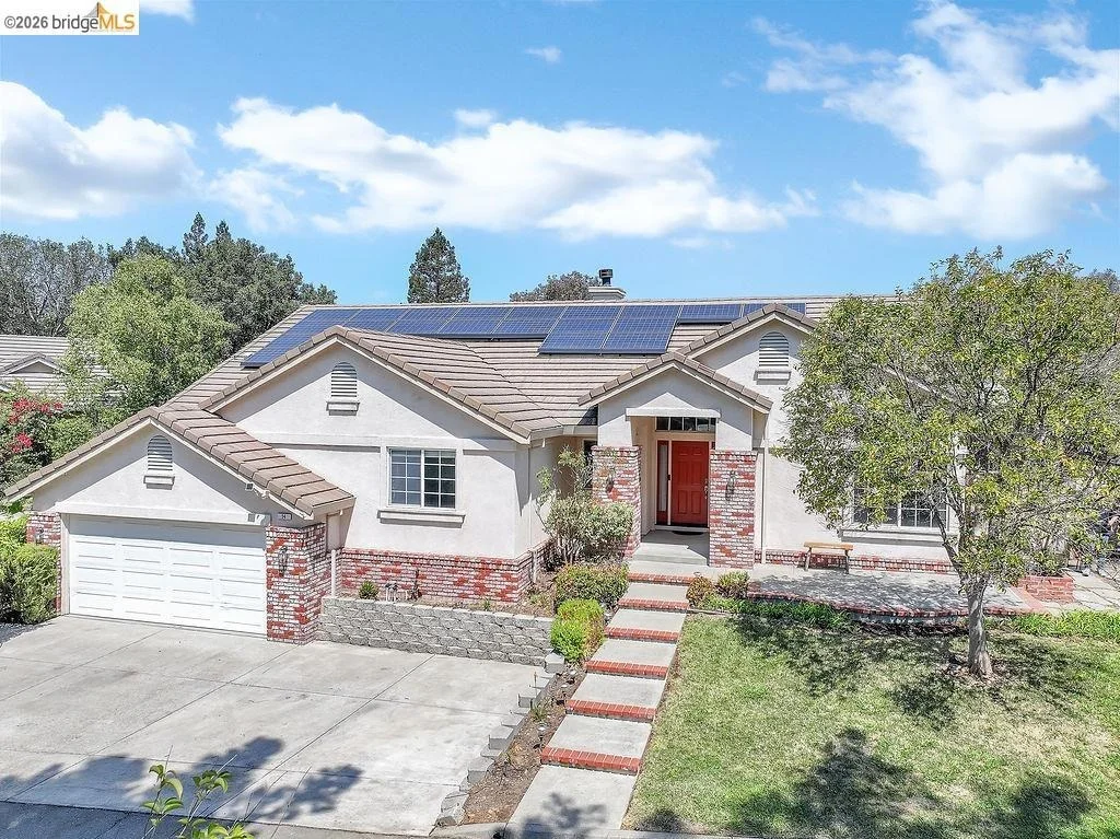 Photo of 54 Janin Pl