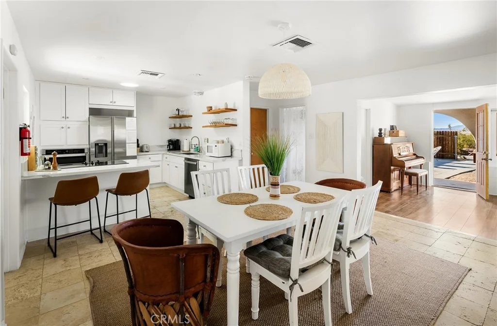 Photo of 80322 Mesa Drive