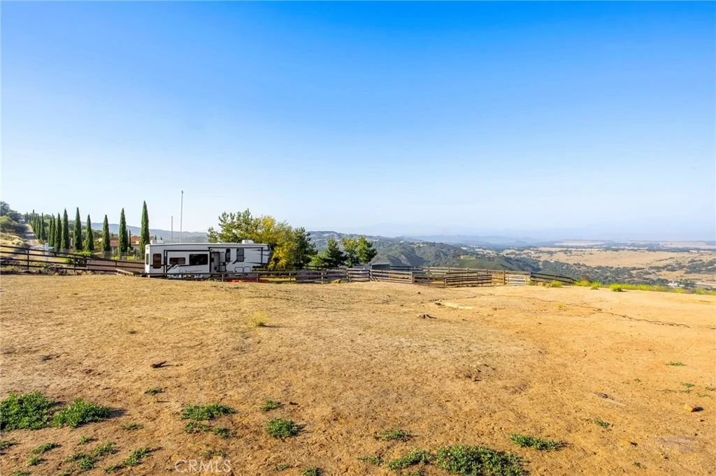 Photo of 43780 Paseo Espinazo