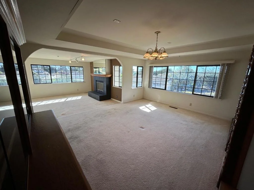Photo of 24665 Foothill Drive