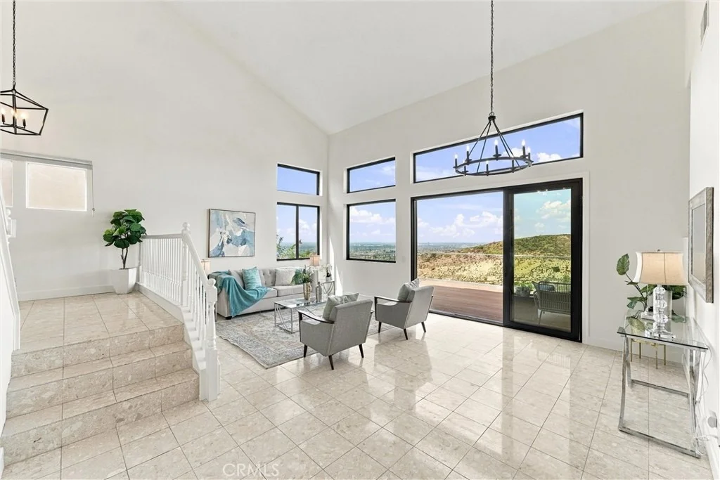 Photo of 6226 E Cliffway Drive
