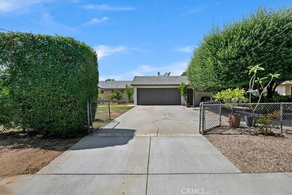 Photo of 5305 Palm