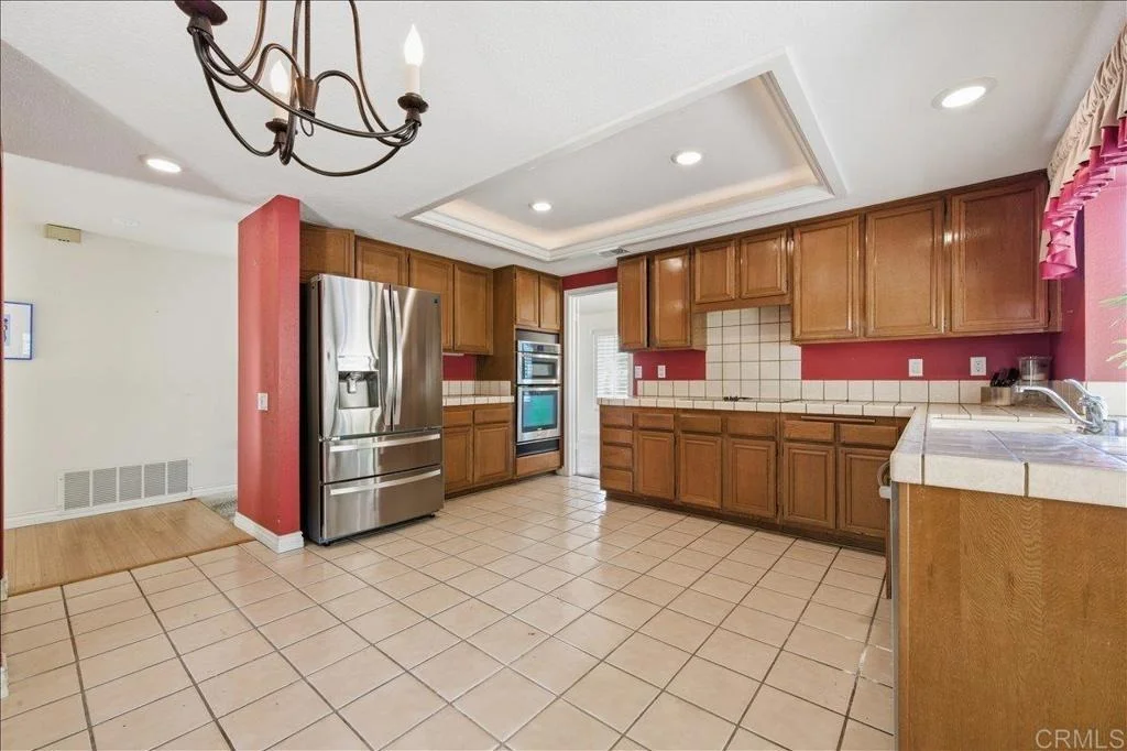 Photo of 1066 Surrey Drive