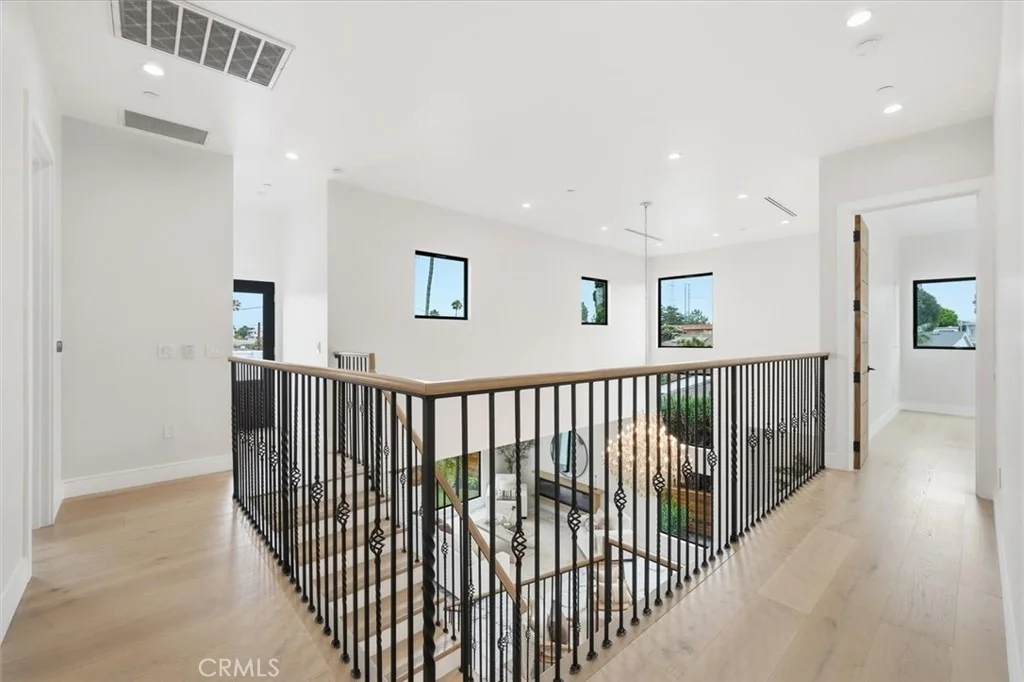 Photo of 2126 Havemeyer Lane