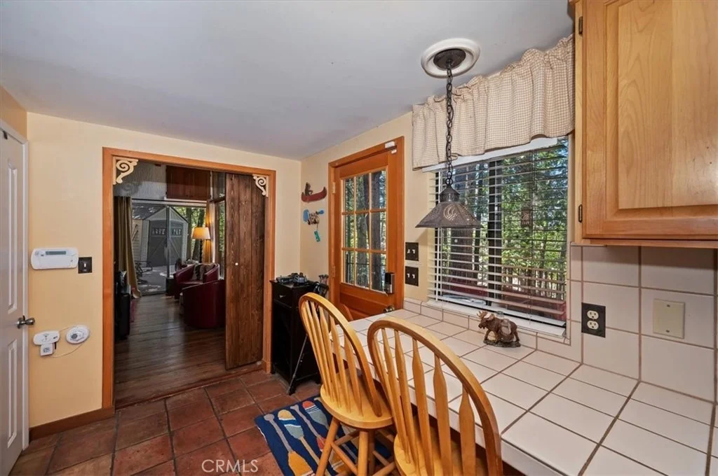 Photo of 27596 Oak Knoll
