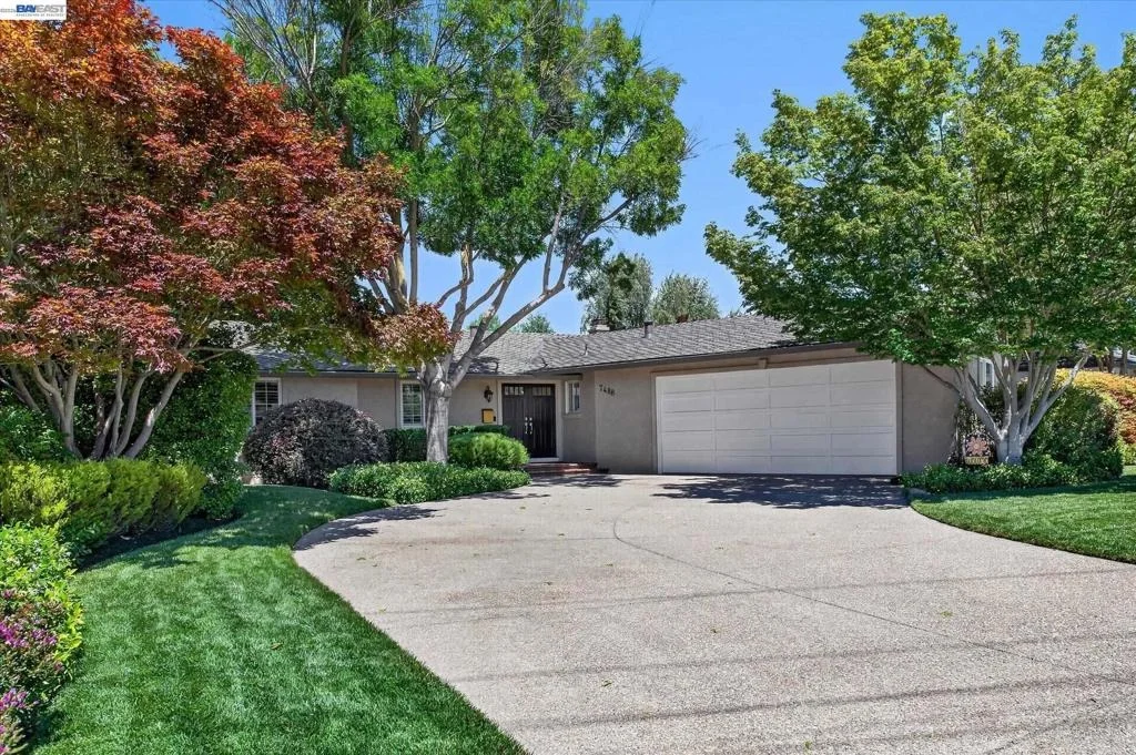 Photo of 7488 Blue Fox Way