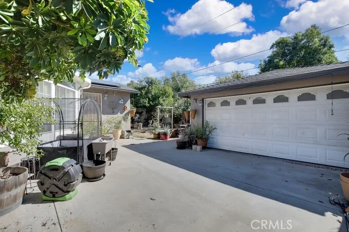 Photo of 422 W Ada Avenue