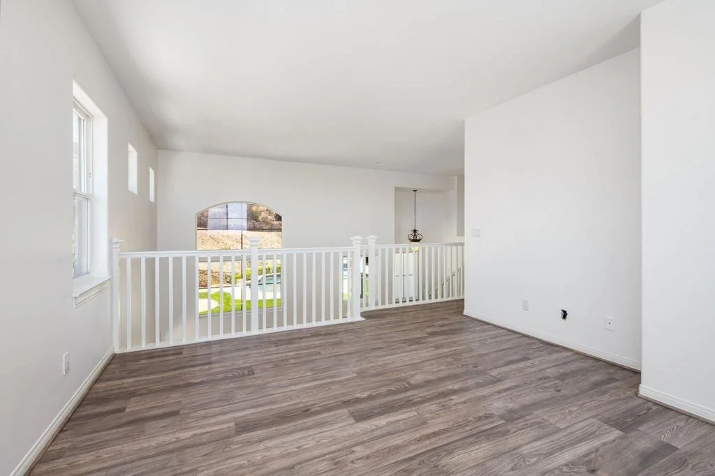 Photo of 13435 Canyon Crest Road
