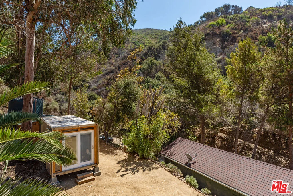 Photo of 2961 Gorge Road