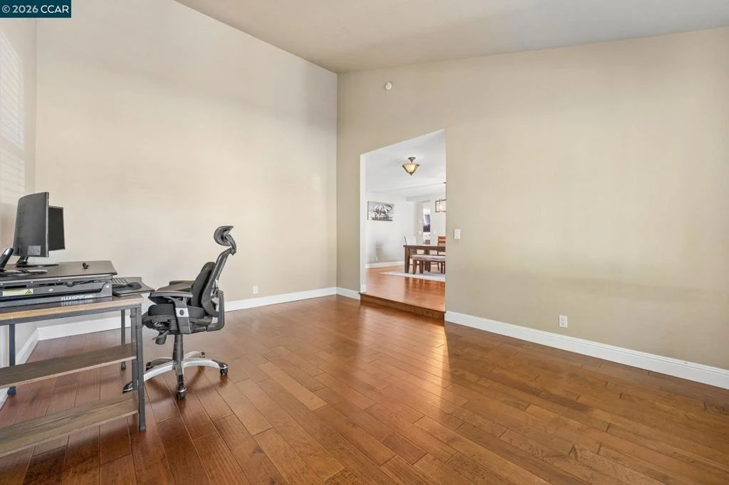 Photo of 4475 Barberry