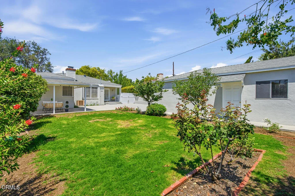 Photo of 1010 Roxbury Drive