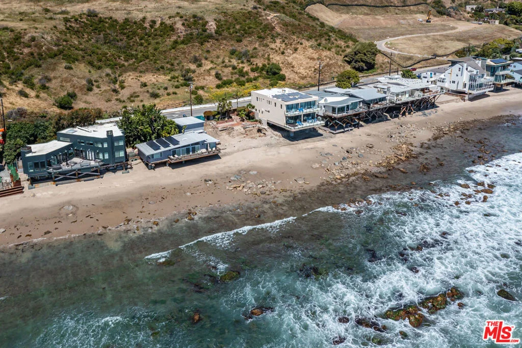 Photo of 24236 Malibu Road