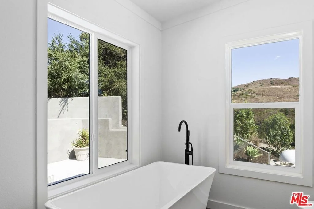 Photo of 3065 S S Foose Road