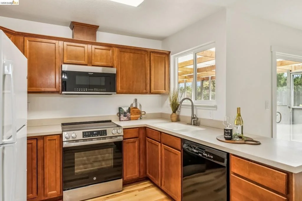 Photo of 50 Sharon Dr