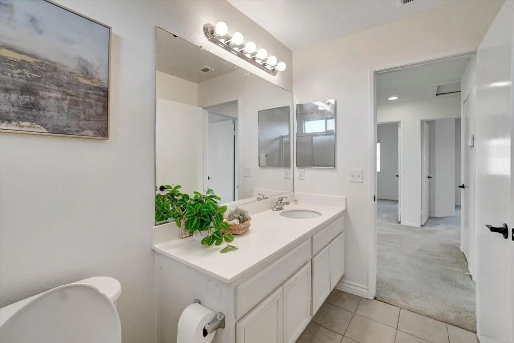 Photo of 1260 Long View Drive