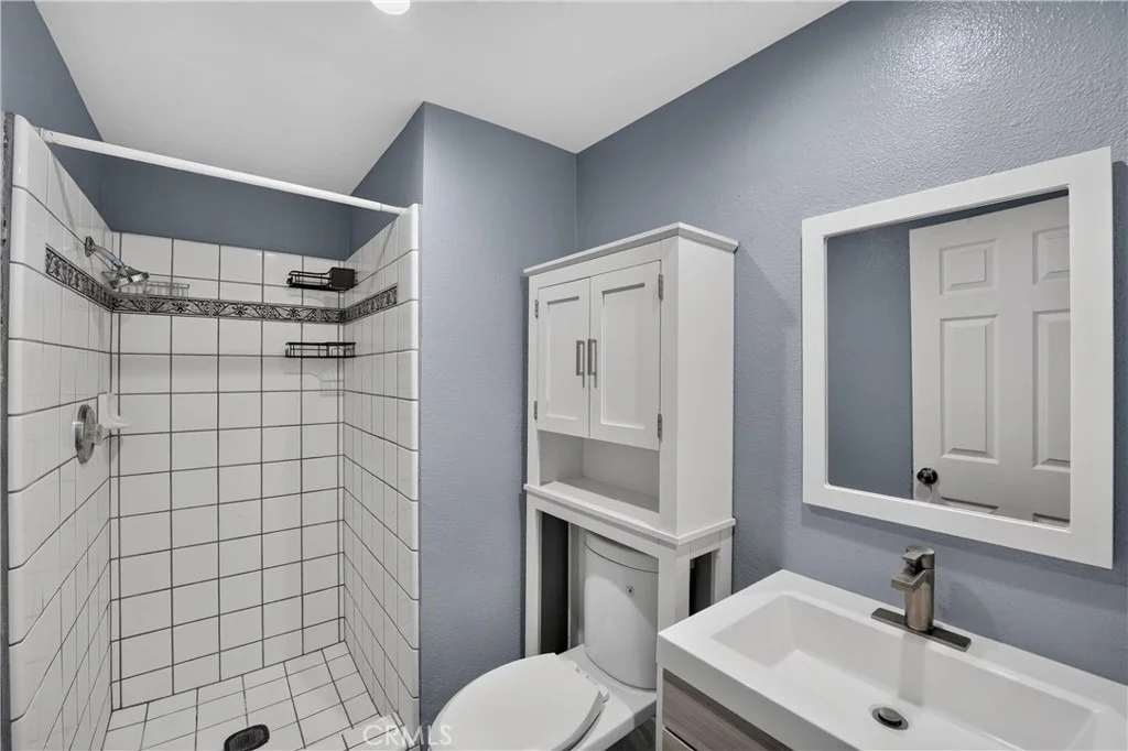Photo of Unit 3 at 2105 N Derek