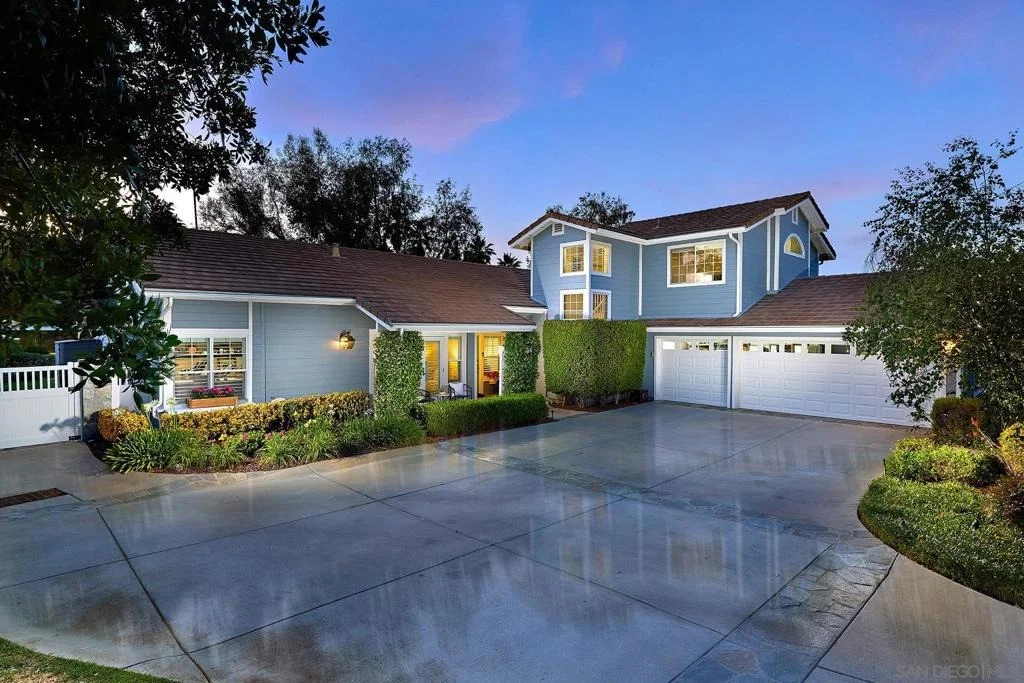 Photo of 13150 Avenida La Valencia