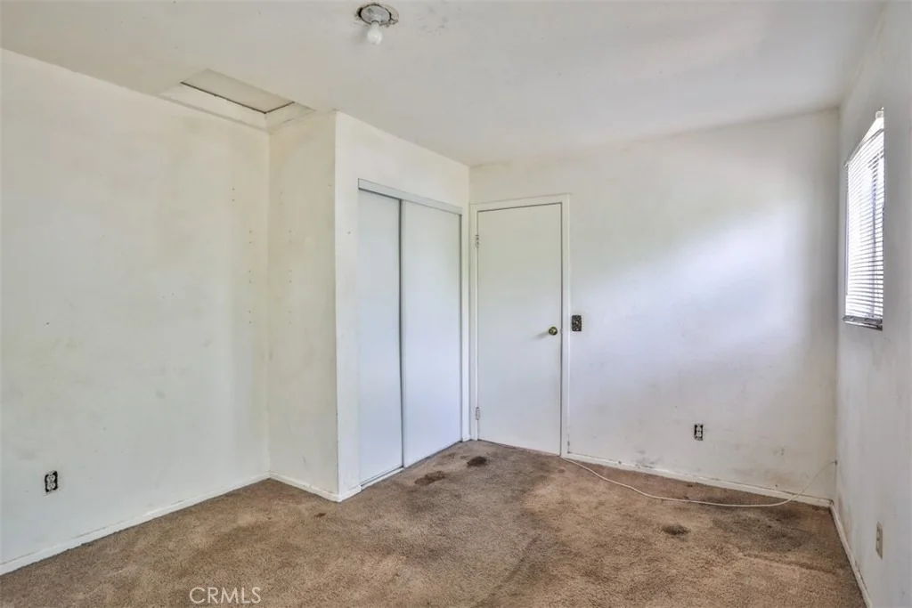 Photo of 2143 Mentone Boulevard