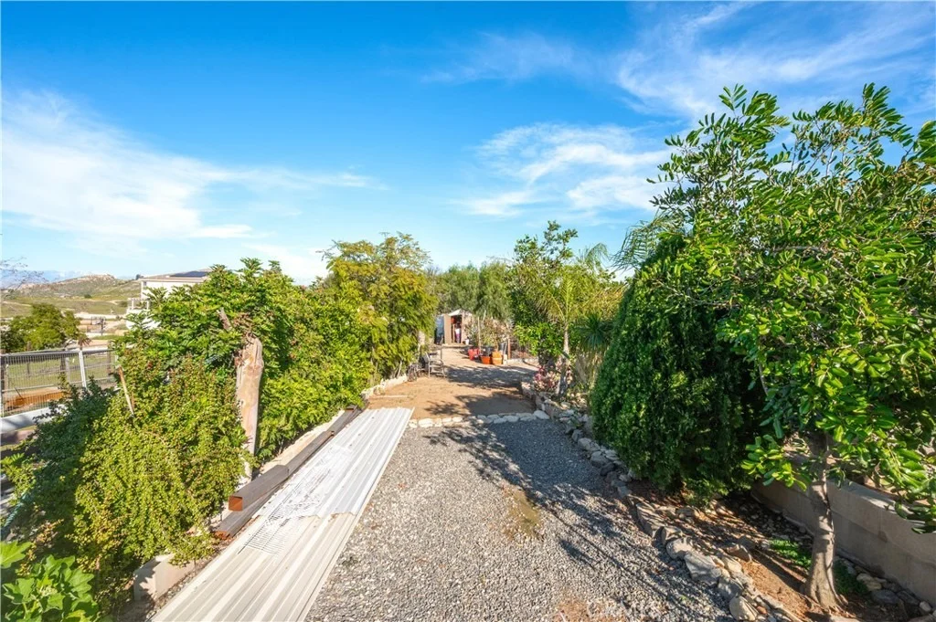 Photo of 18566 Hawkhill