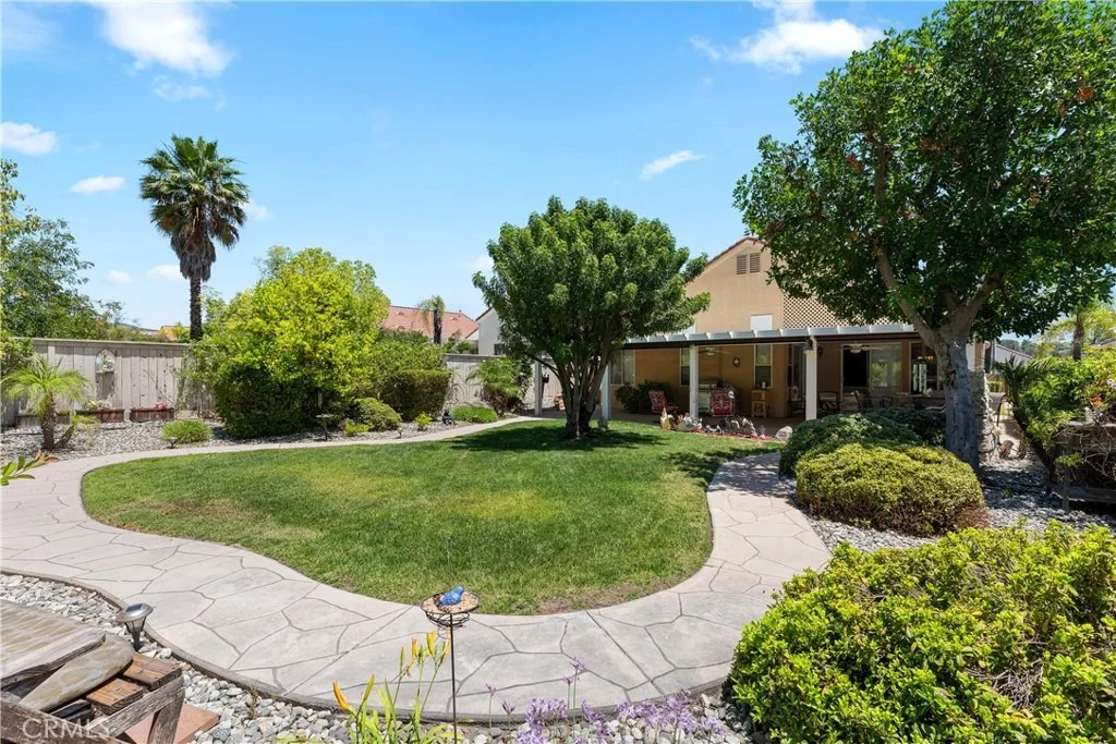 Photo of 40145 Colony