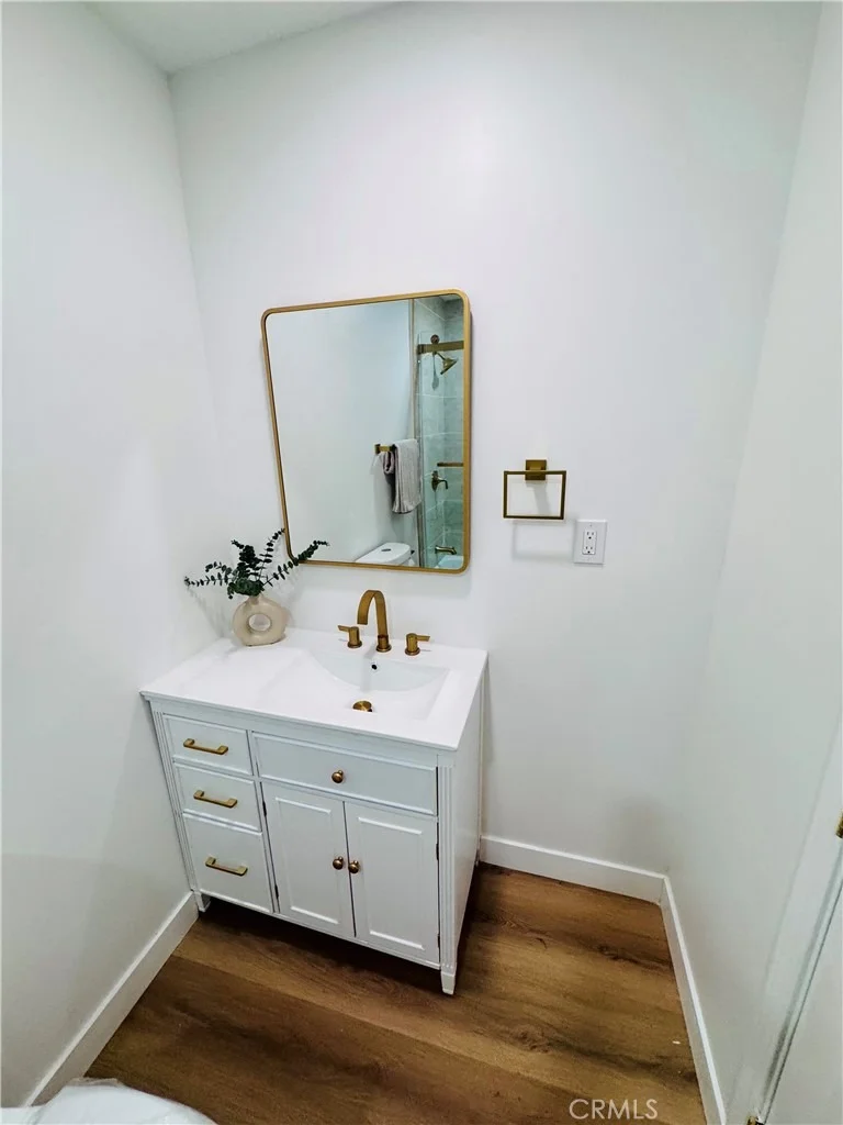 Photo of 8166 Borson