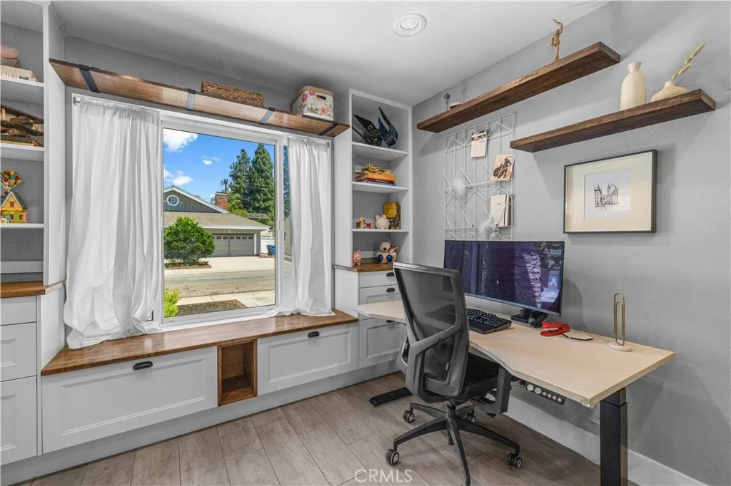 Photo of 3843 Marber