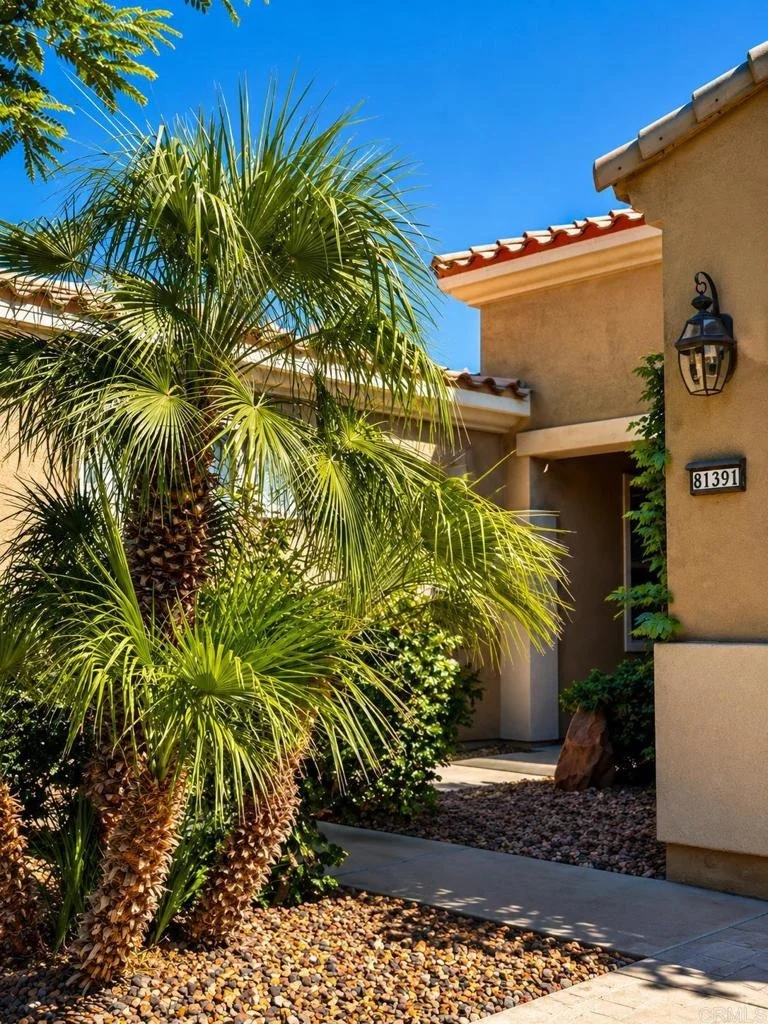 Photo of 81391 Avenida Madrid