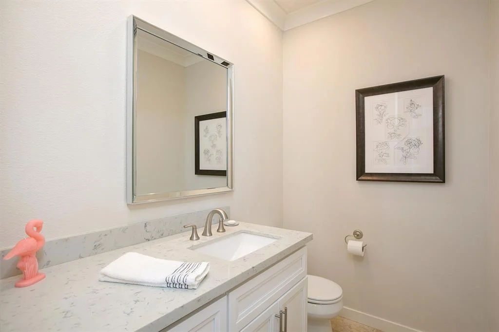 Photo of 9687 Claiborne Sq