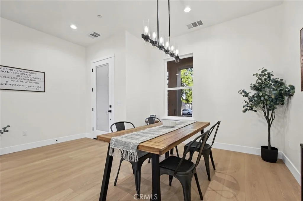 Photo of 1677 Paradisewood Drive