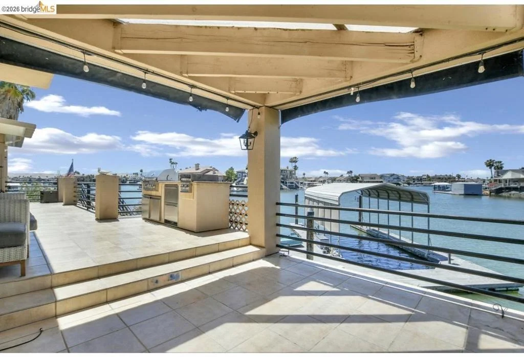 Photo of 1957 Dolphin Pl