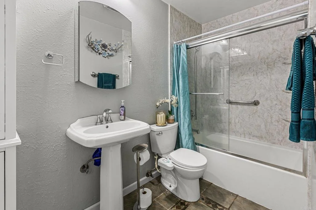 Photo of 3120 Florence