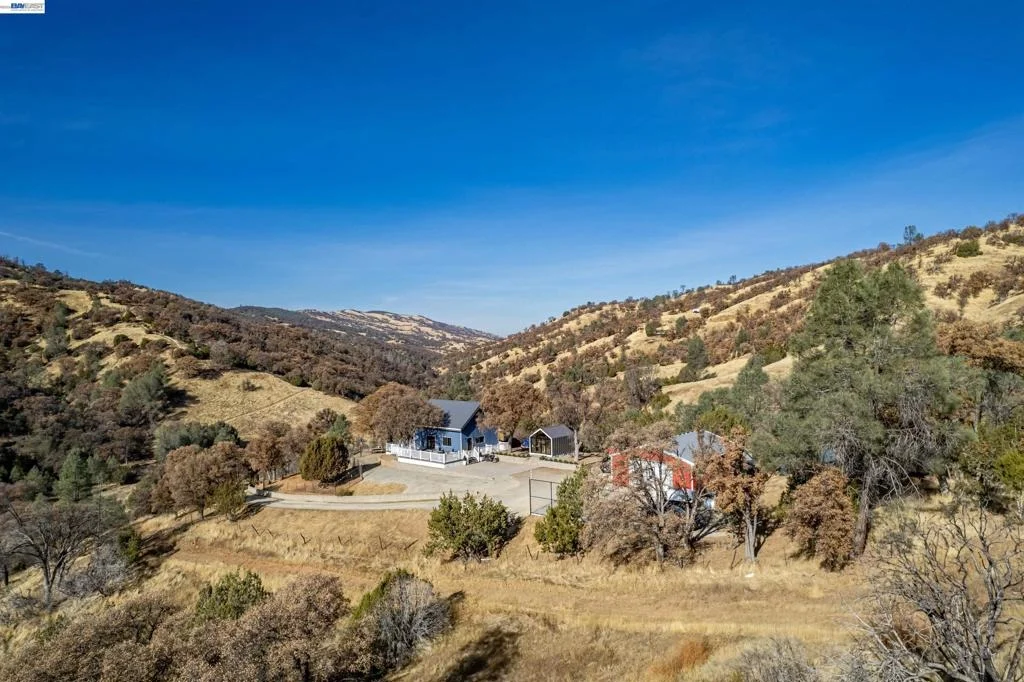 Photo of 21000 Mines Rd.