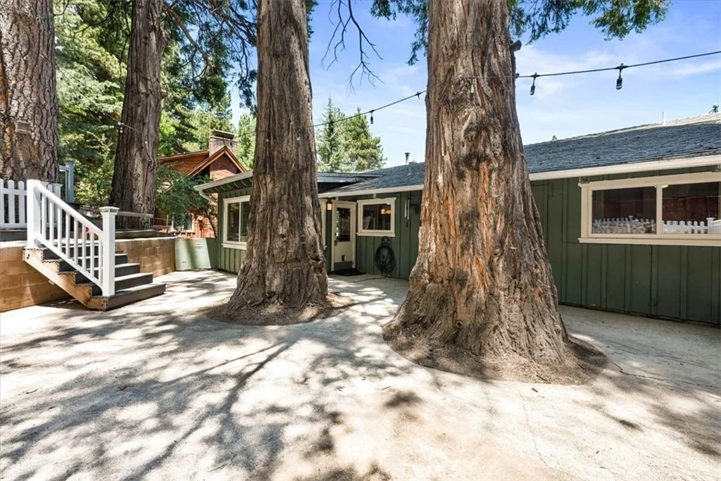Photo of 2170 Spring Oak