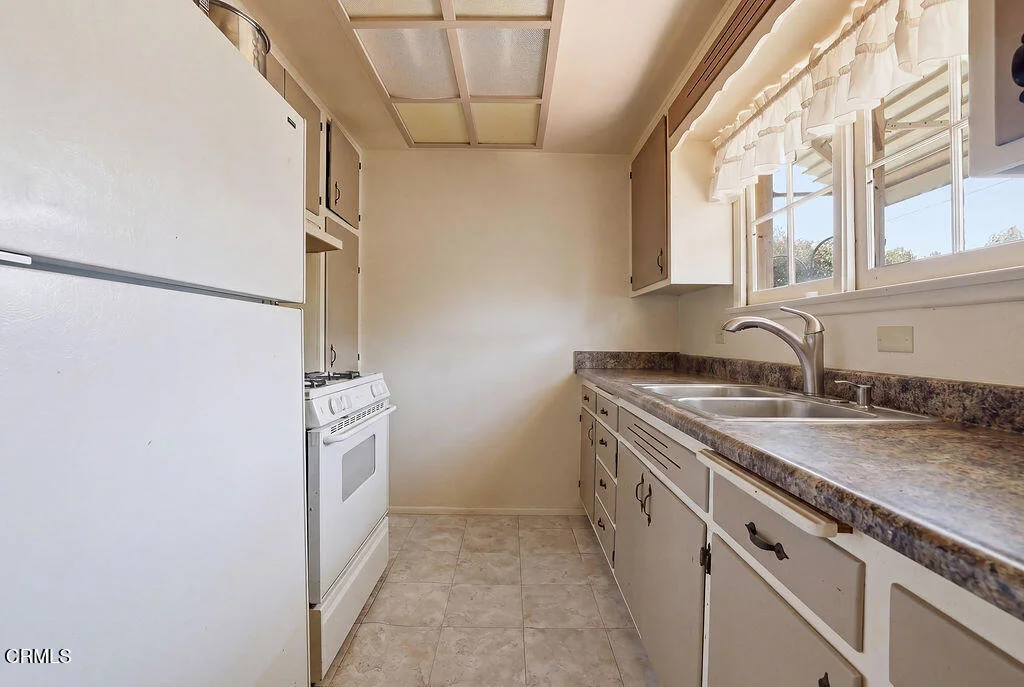 Photo of 78 W Loop Drive