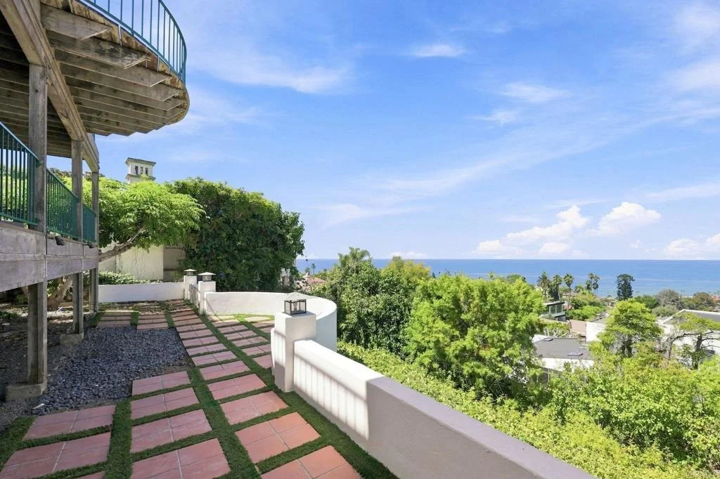 Photo of 7631 Hillside Drive