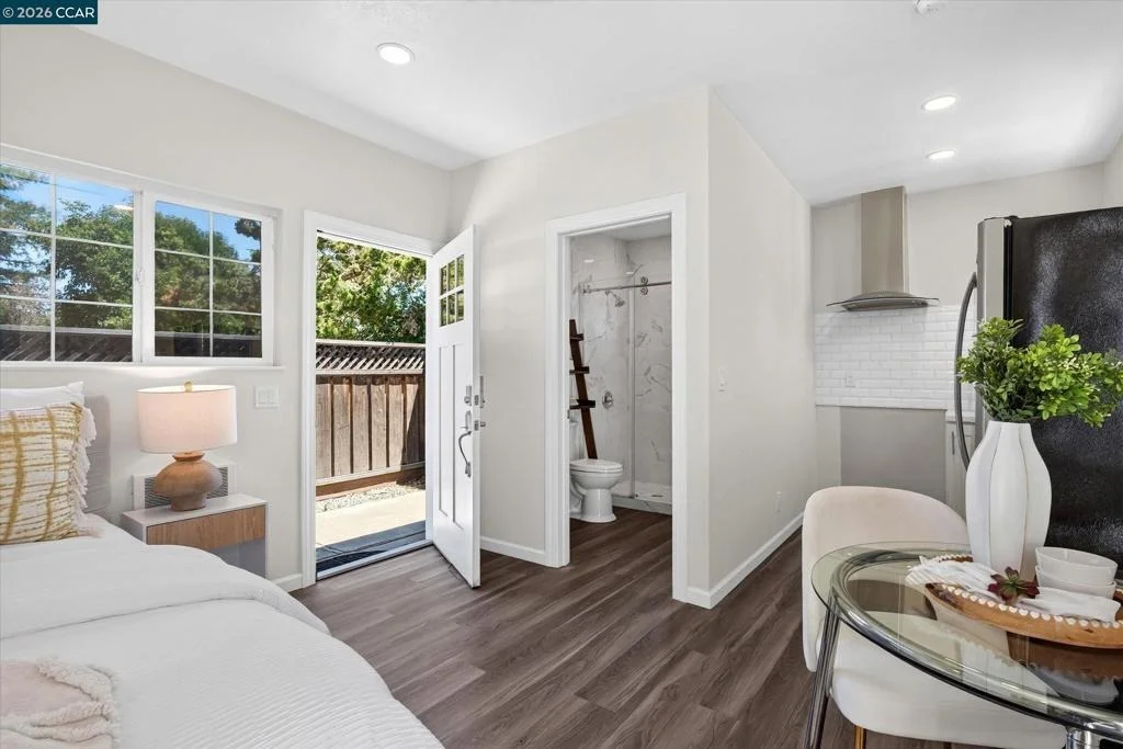 Photo of 125 Wilton Pl