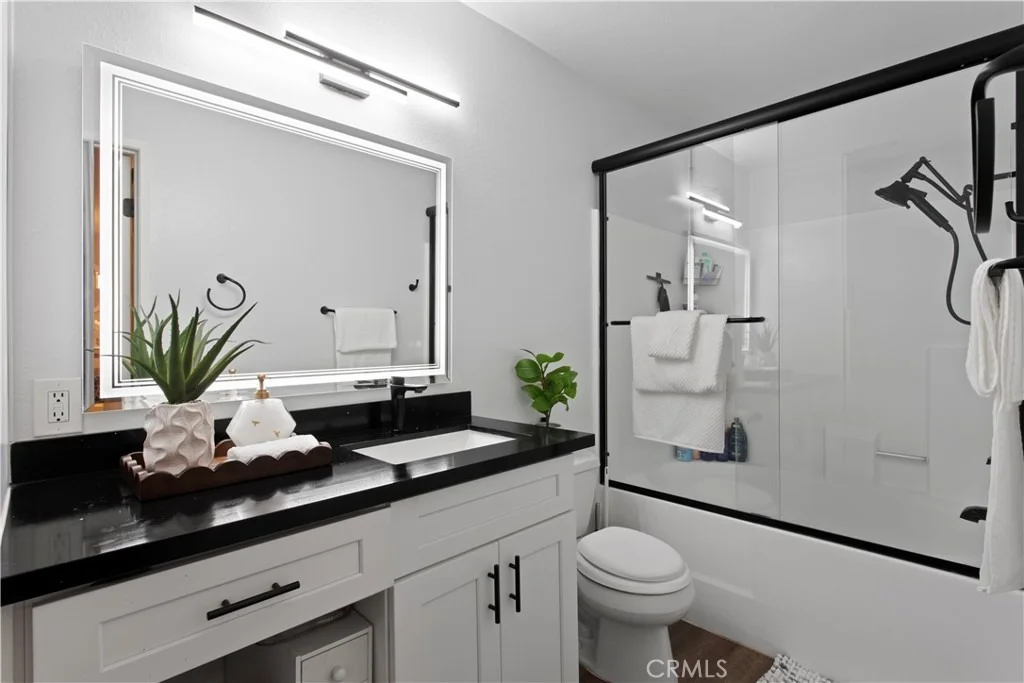 Photo of Unit E at 12655 Glendale Circle