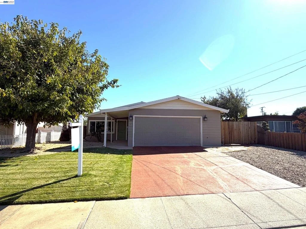 Photo of 54 LAKEVIEW DRIVE
