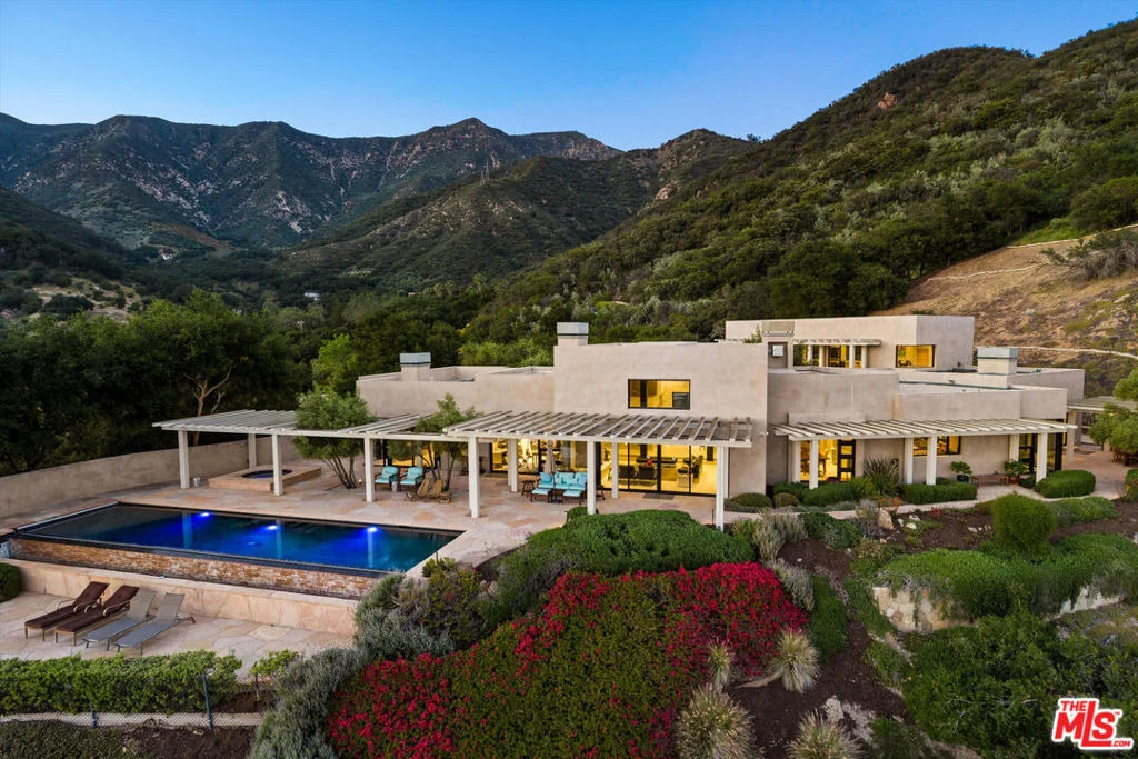 Photo of 892 Toro Canyon Road