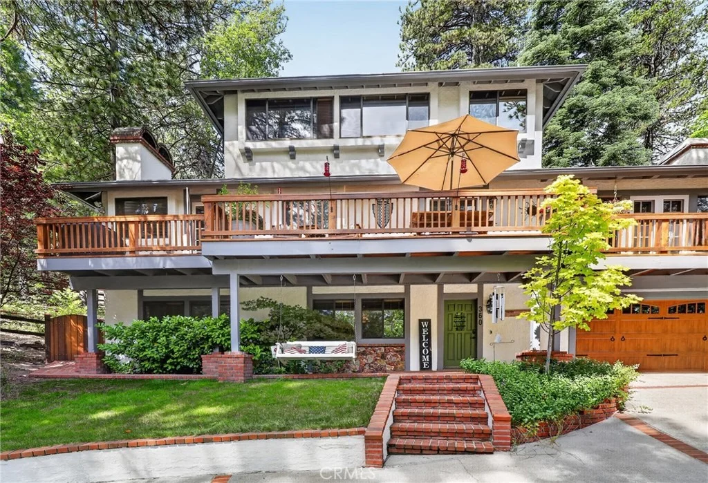 Photo of 360 Riviera Drive