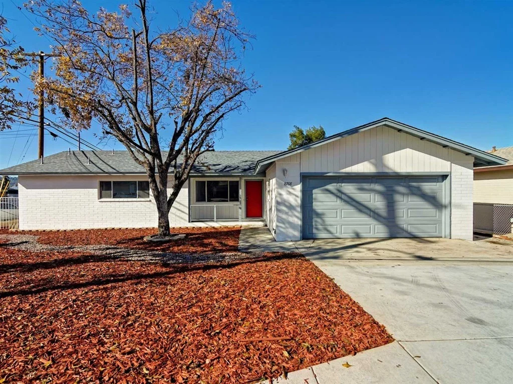 Photo of 8768 Railroad Ave
