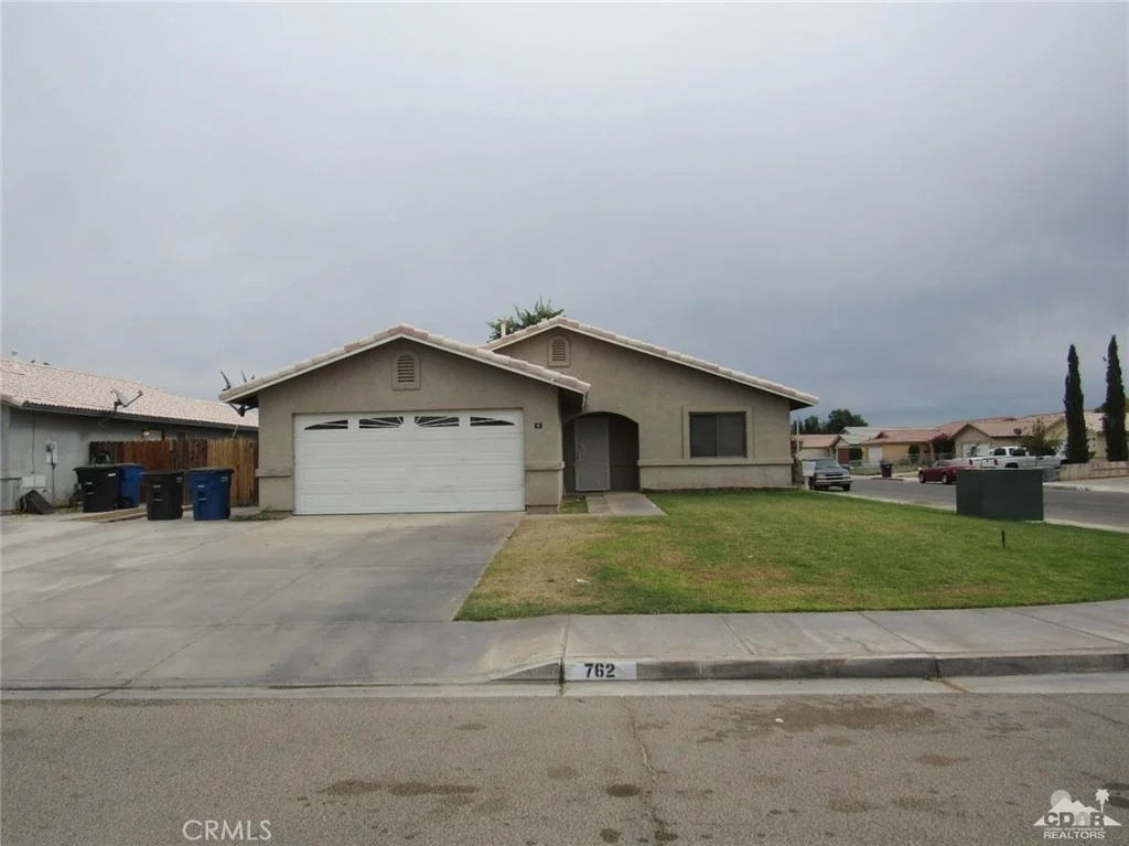 Photo of 762 Michelle Street