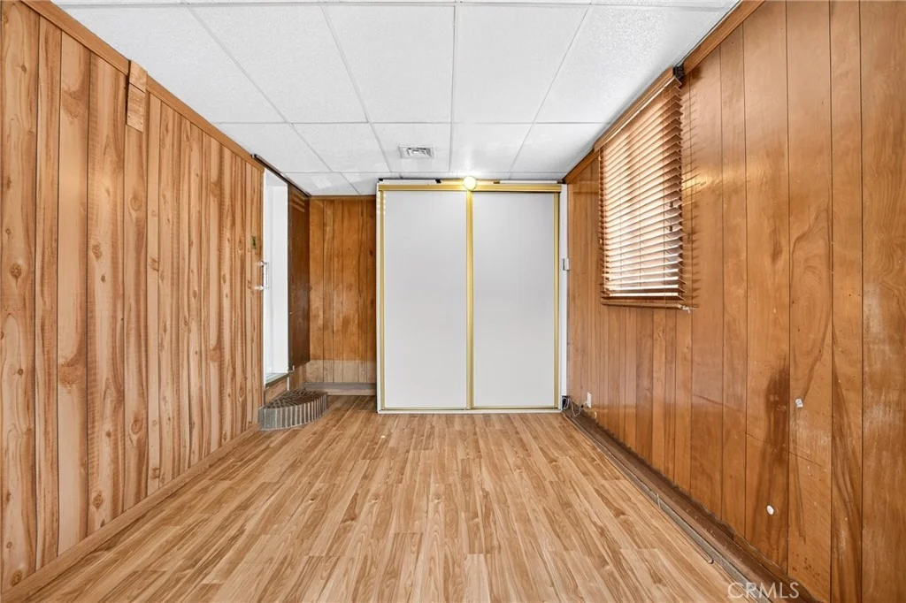 Photo of 10923 Belcher