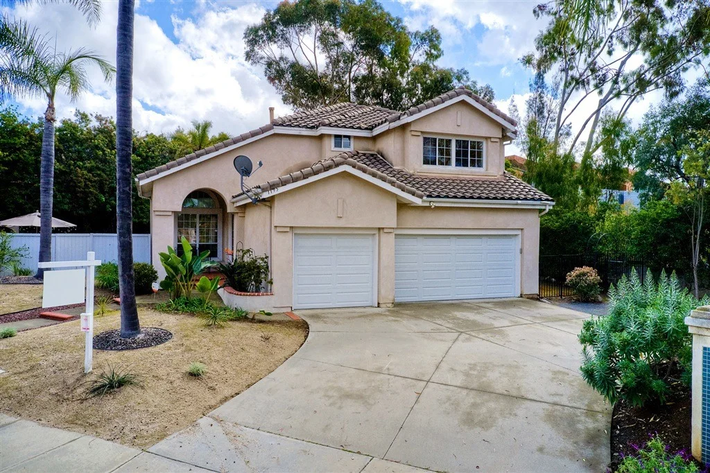 Photo of 1195 Avenida Azul