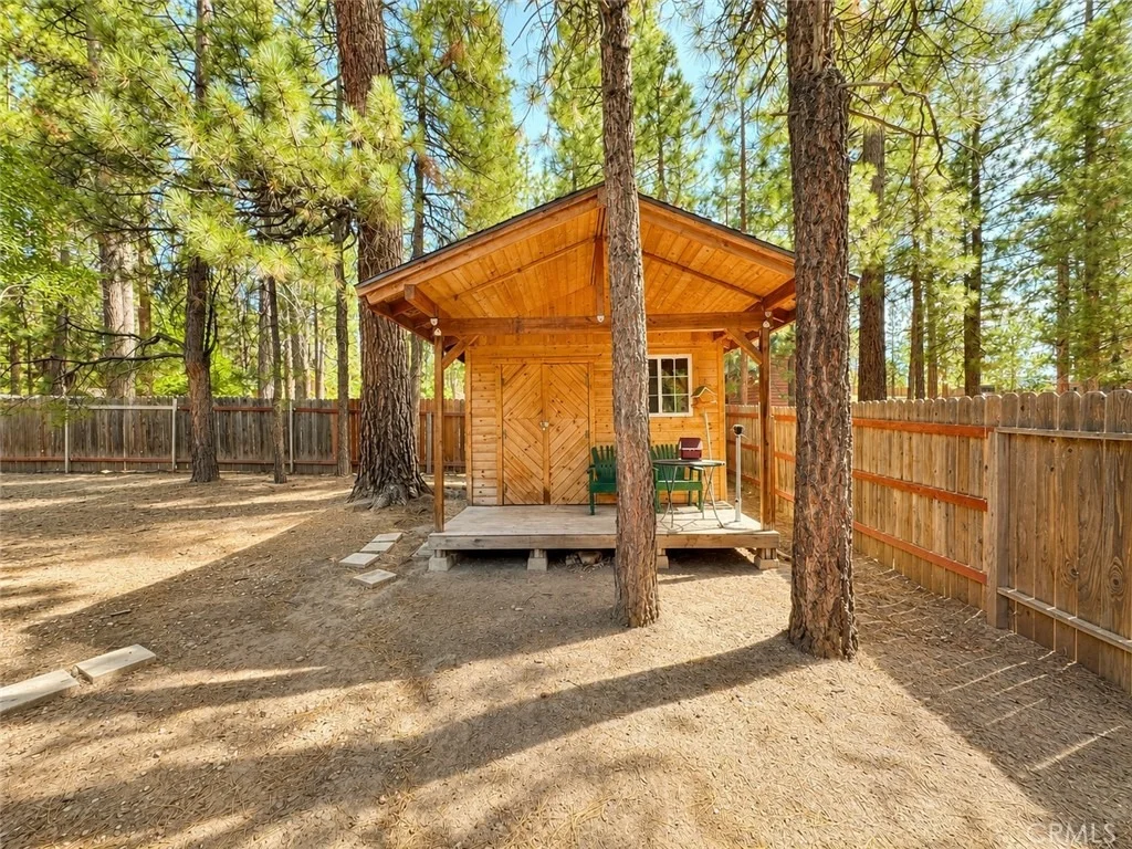Photo of 39893 Forest Road