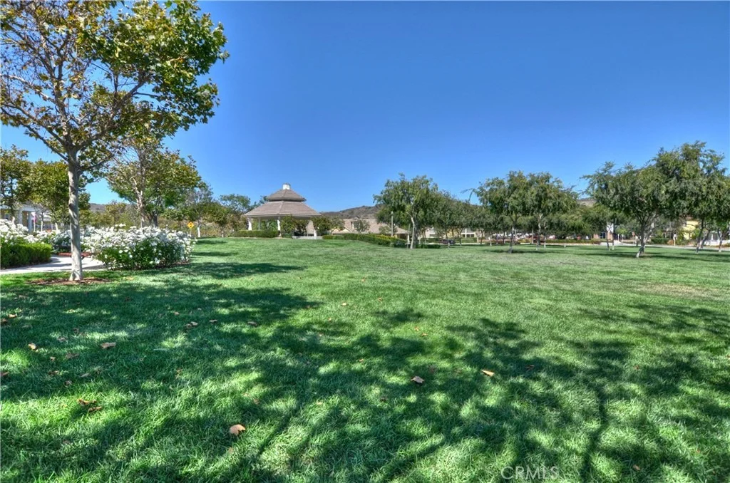 Photo of 2 Mayville Place
