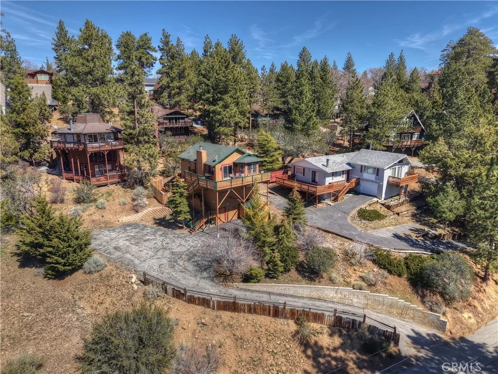 Photo of 43850 Yosemite Drive