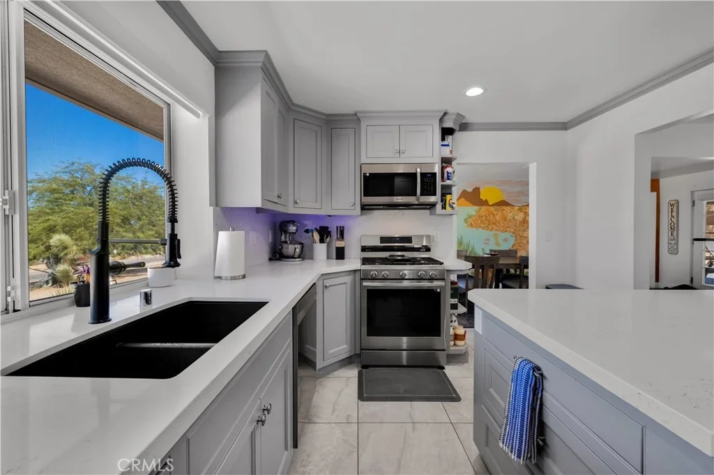 Photo of 60171 Pueblo Trail