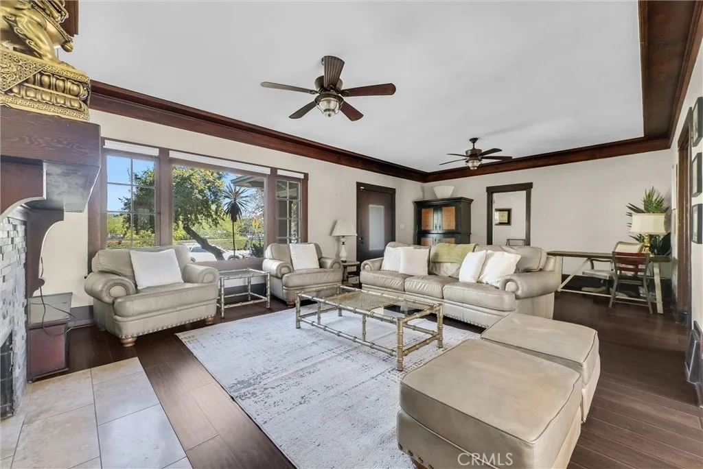 Photo of 3354 Orange Street